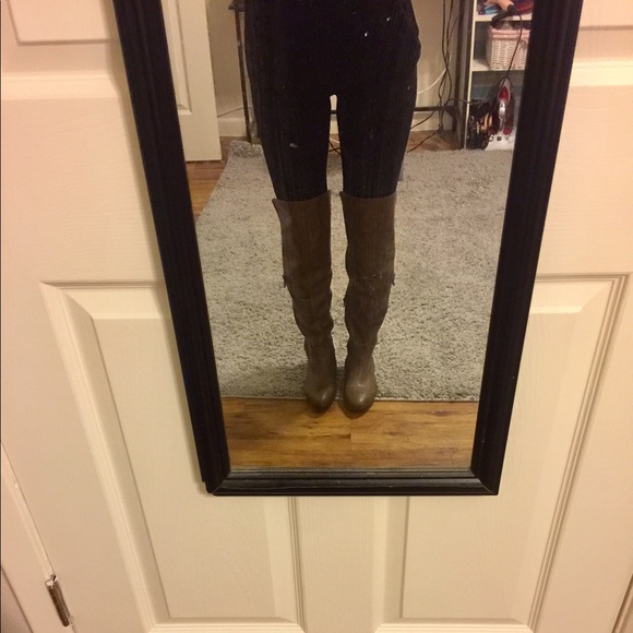 Over the knee boots - Picture 4 of 5