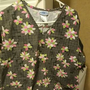 Floral scrub top