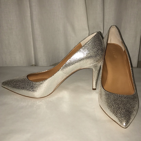 Silver crackled heel