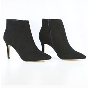 Black faux suede kimmy boots size 9 NEW