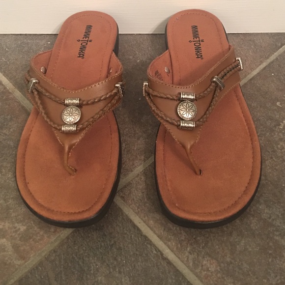 Minnetonka Silverthorne Thing Sandals - 8WW