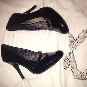 Black heels