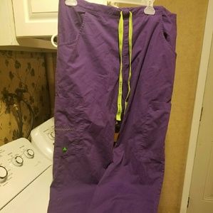 Like new scrub pants