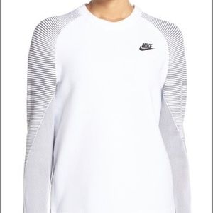 Nike Long Sleeve Tech Top