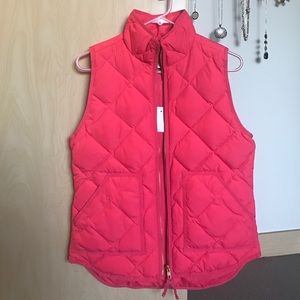 XS J. Crew Puffer Vest. NWT.