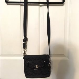 Small Coach cross body purse