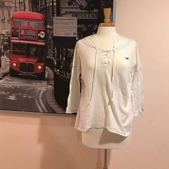 White Hollister hockey lace light sweatshirt