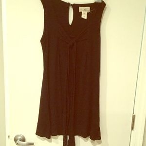Guess black tunic with tie front.