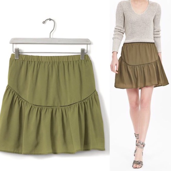 Embroidered-trim mini