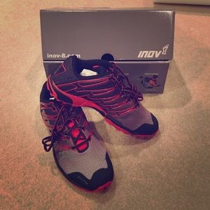 BRAND NEW Inov8 F lite 240
