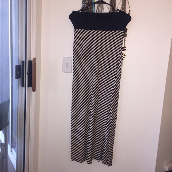 Striped maxi skirt