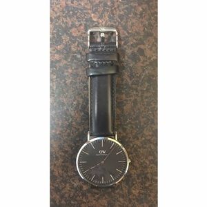 Daniel Wellington Black Classic Sheffield 40 mm