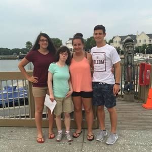 Meet your Posher, Tom