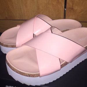 Platform slide in sandal