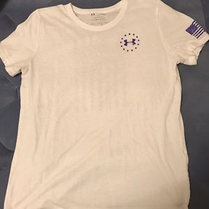 Women's Large Under Armour WWP Freedom Tee