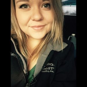 Meet your Posher, Meagan