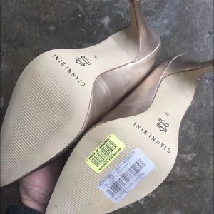 Gianni Bini robynn pointed toe pumps