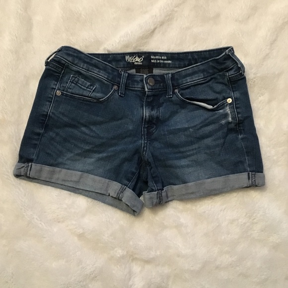 denim shorts mid rise