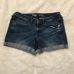 denim shorts mid rise