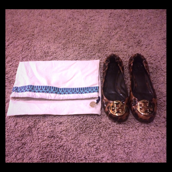 Authentic leopard Tory Burch flats