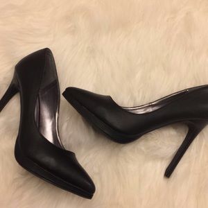 Charlotte russe black pumps