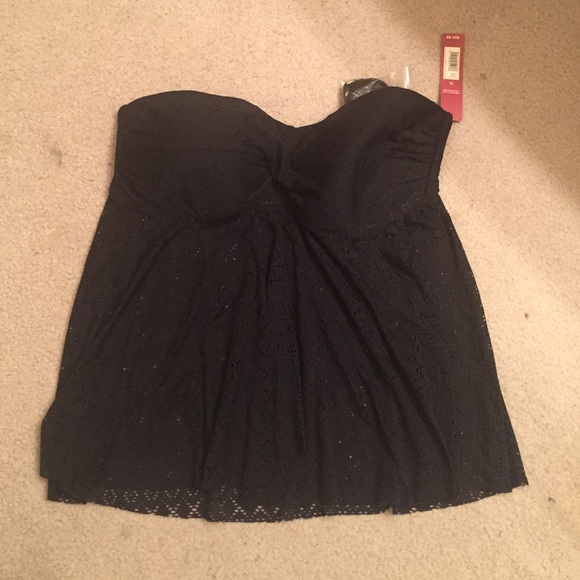 Merona swim top size xl