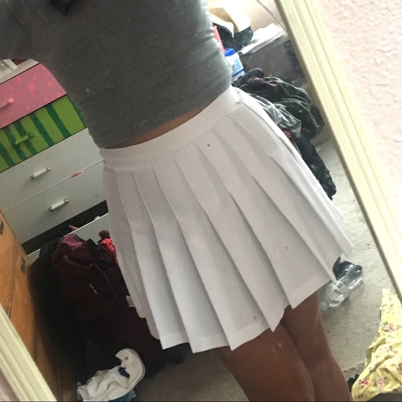 American Apparel Pleated Skirt