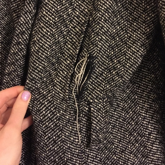 Houndstooth Winter Coat - Youth Size - Picture 4 of 4