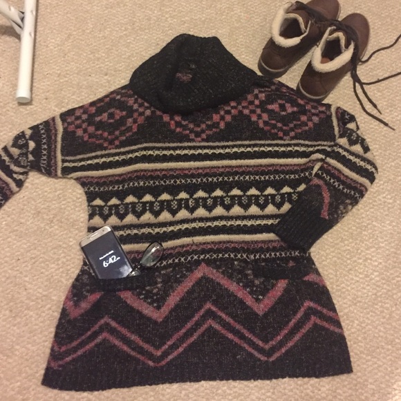 pocket sweater