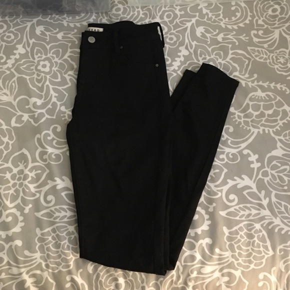 Hollister mid rise skinny jeans.