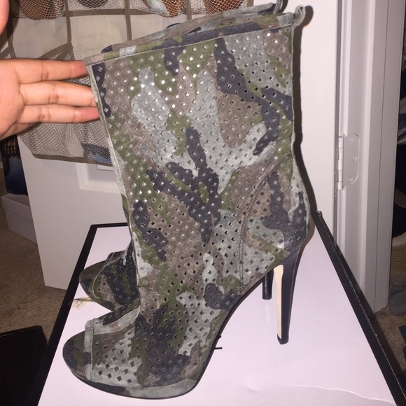 BCBG GENERATIONS Camo Booties