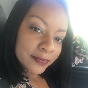 Meet your Posher, Ajsha