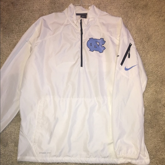 Nike UNC Carolina Tar Heels Wind Breaker