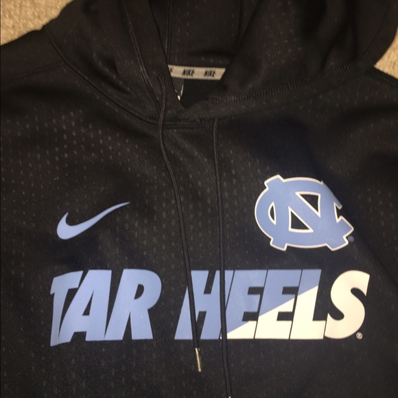 Nike Carolina Tar Heels Sweatshirt