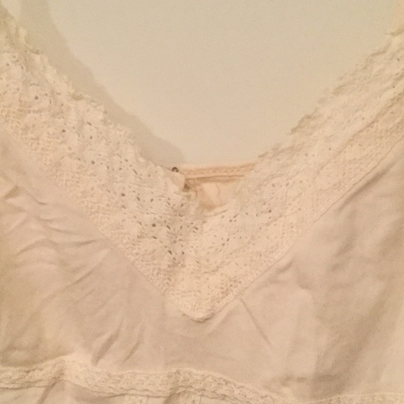 Cream Abercrombie and Fitch tank top