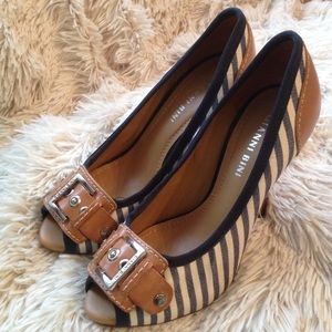 Gianni Bini Navy Striped Canvas Peep Toe Heel 6