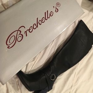 Breckelle's Knee High Heeled Boot