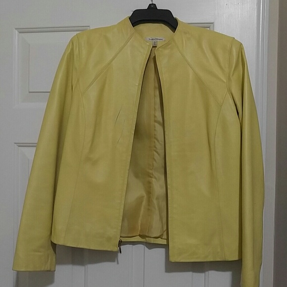 Size 6 yellow leather jacket