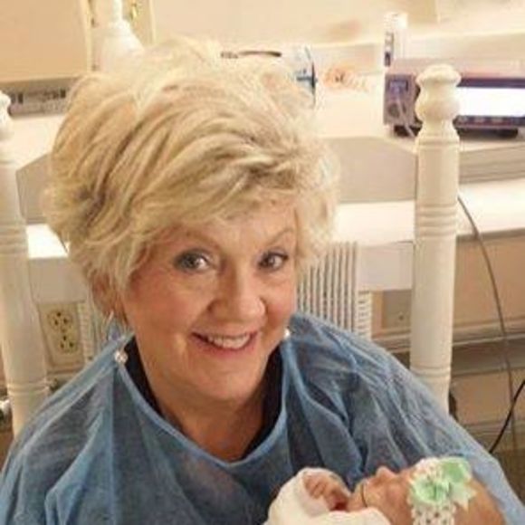 Meet your Posher, Kay