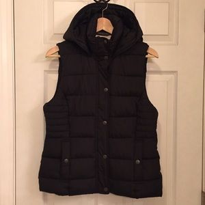 A&F premium outerwear puffer vest