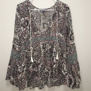 American Eagle Bell sleeve shirt