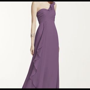Great one-shoulder dress for a wedding!