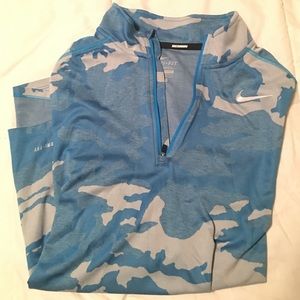 Nike drifit pullover