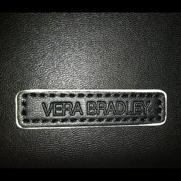 Vera Bradley faux leather wristlet black - Picture 2 of 4