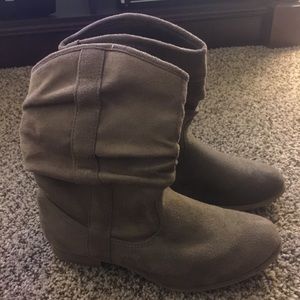Woman's boots