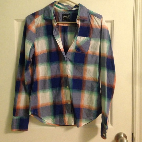 American Eagle plaid shirt