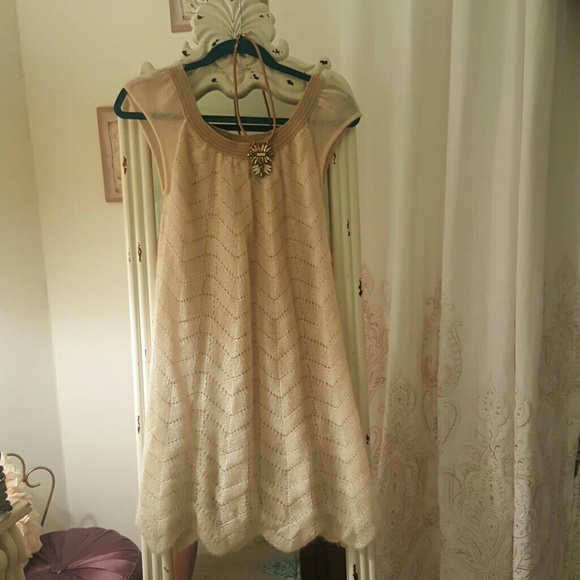 Iisli beige knitted dress P S NWT