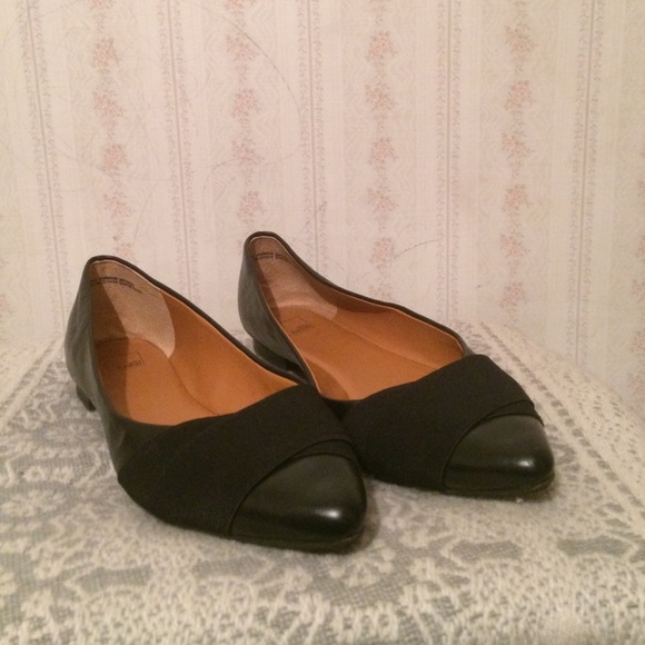 Dress shoes