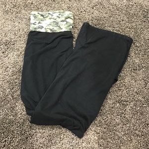 Camo yoga pants