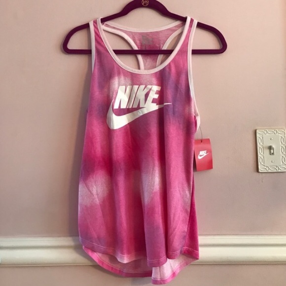 Nike tank
